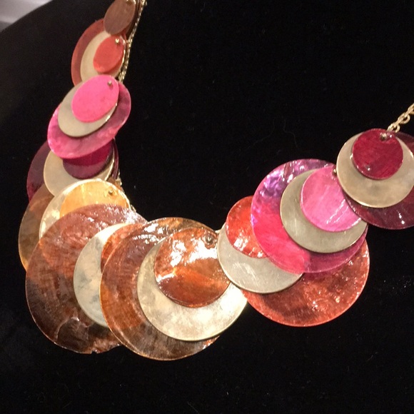 Statement Necklaces - Picture 5 of 17